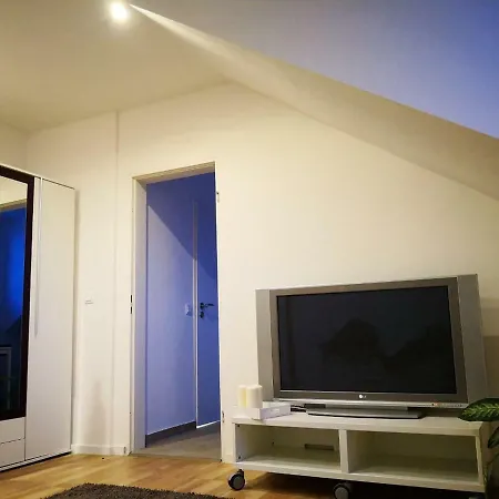 Gemutliche Zentral Gelegene 2 Apartament *